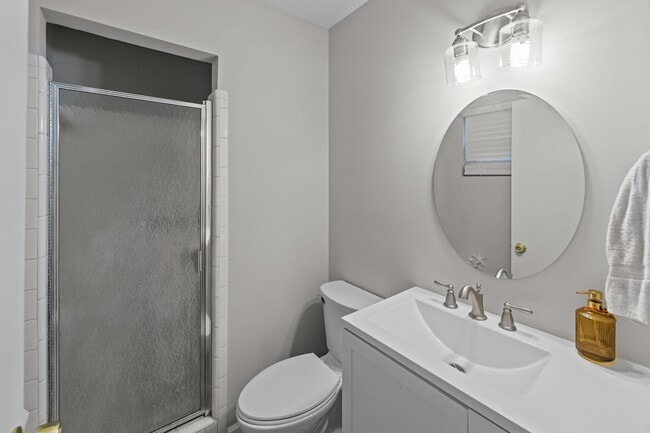 Building Photo - Charming 3-Bedroom Home on Savannah’s Southside with Covered Patio and Large Backyard