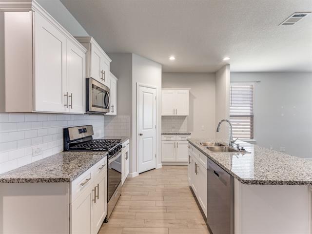 Building Photo - 9609 Alderleaf Trl