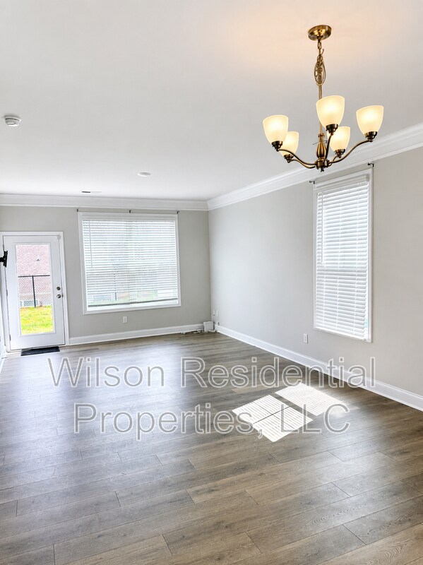 Building Photo - 216 Stamm Dr