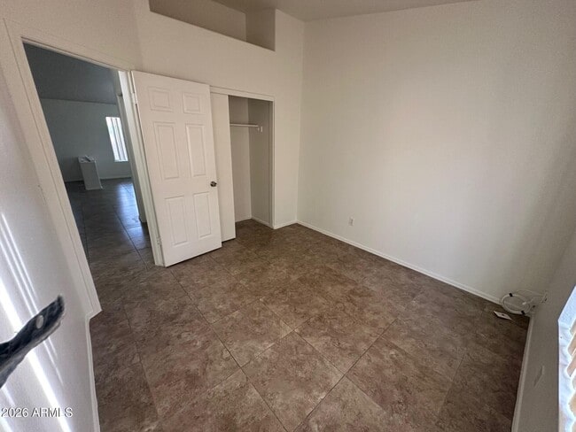 Building Photo - 24634 N 39th Ave