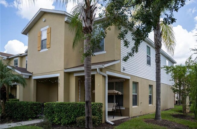 Building Photo - 3 BR/2.5BA | Newly Renovated Single Family Home | Private Rear Patio | Community Pool | In Compas...