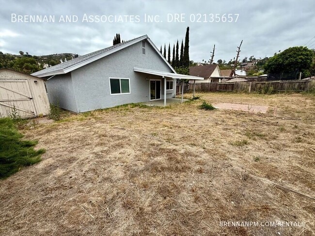 Building Photo - 9046 Ildica St