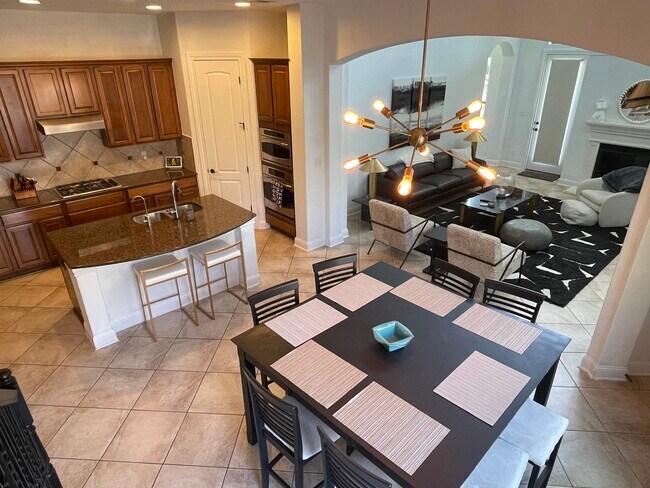 Building Photo - 4641 Mont Blanc Dr