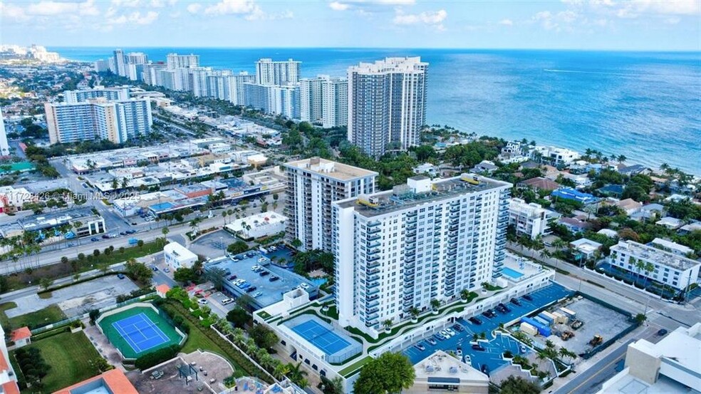 Building Photo - 3015 N Ocean Blvd