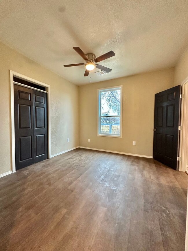 Building Photo - COMING MAY 2026!!! - Fully Remodeled 3-Bedroom Home w/ Bonus Room!!