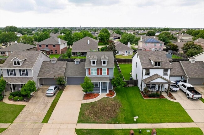 Building Photo - 908 Greene Way