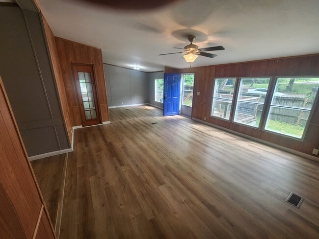 Building Photo - 30 Fulton Springs Ln