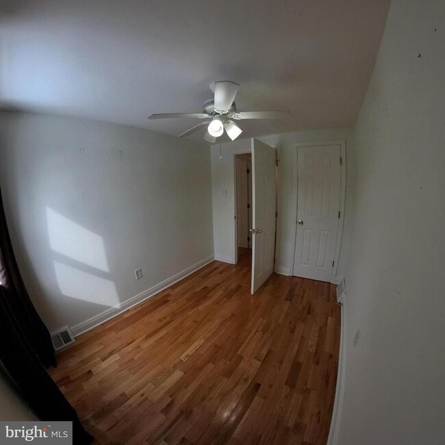 Building Photo - 2620 Taunton St