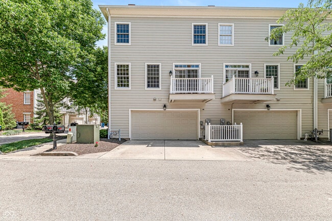 Building Photo - 12764 Edgemont Way