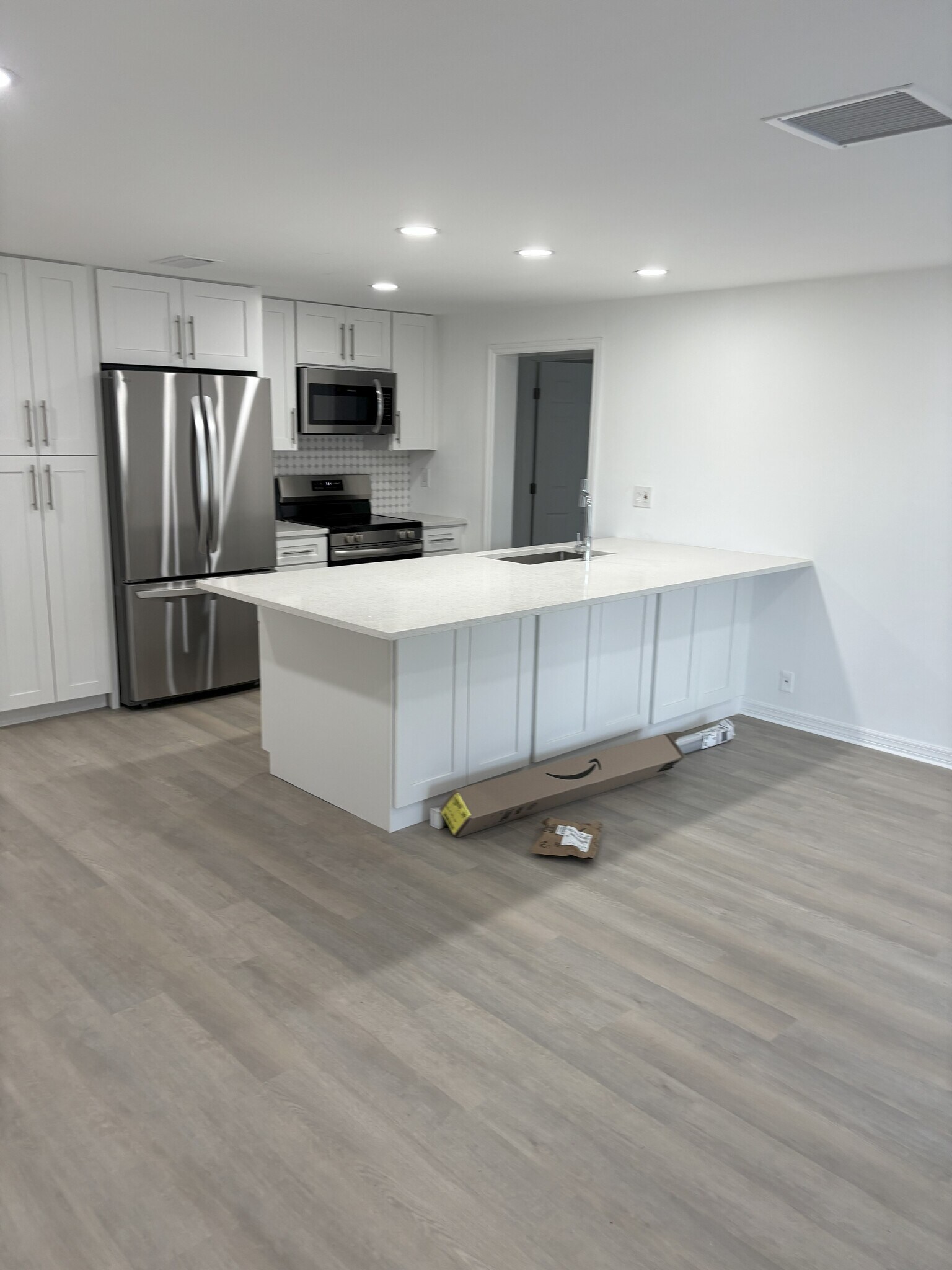 Building Photo - 11241 Temple Ct