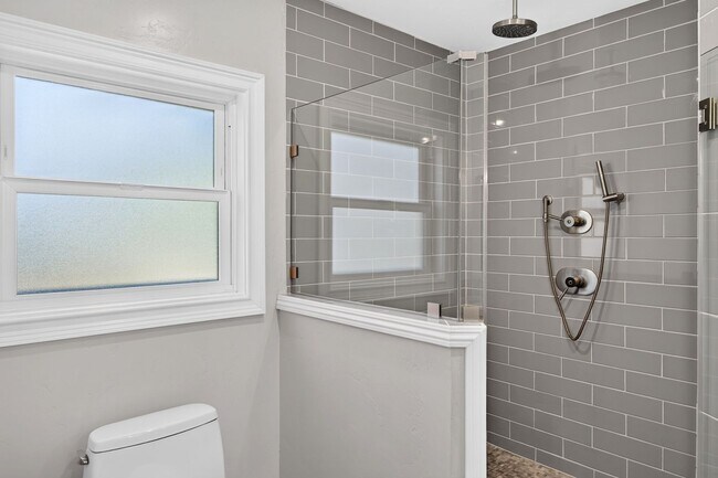 Building Photo - Rare Walnut Creek Rental! Single-Story Home with NEM 2 Solar, Spacious Yard & Premium Finishes!!