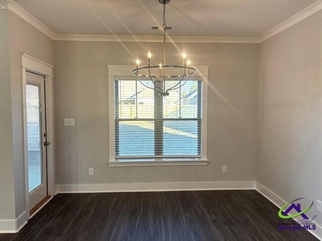 Building Photo - 113 Black Birch Ln