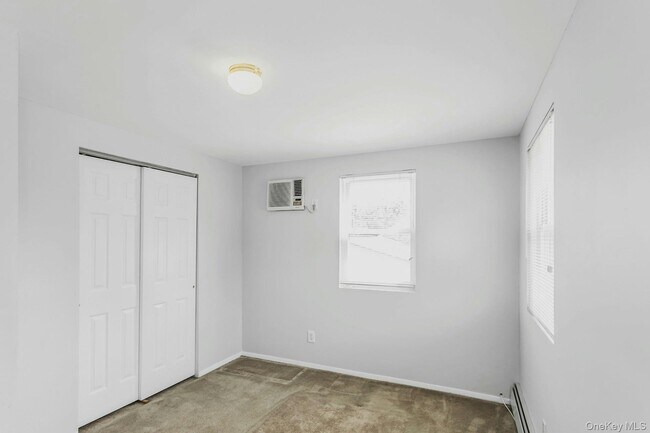 Building Photo - 27 Apollo Ln