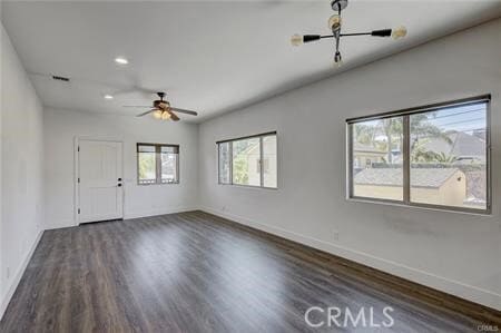 Building Photo - 1581 Tustin Ave
