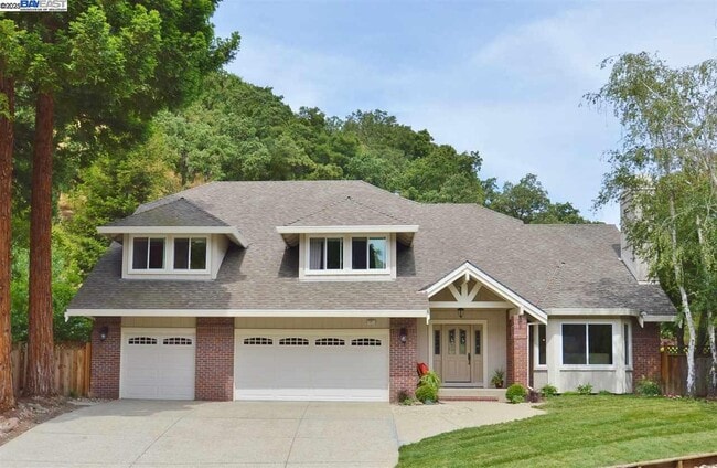 Primary Photo - 2051 Pebble Dr