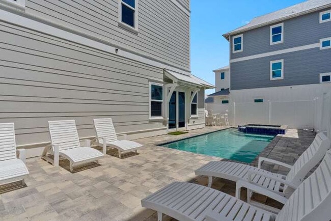 Building Photo - 157 S Arnold Rd