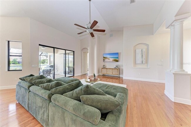 Building Photo - 14325 Sundial Pl