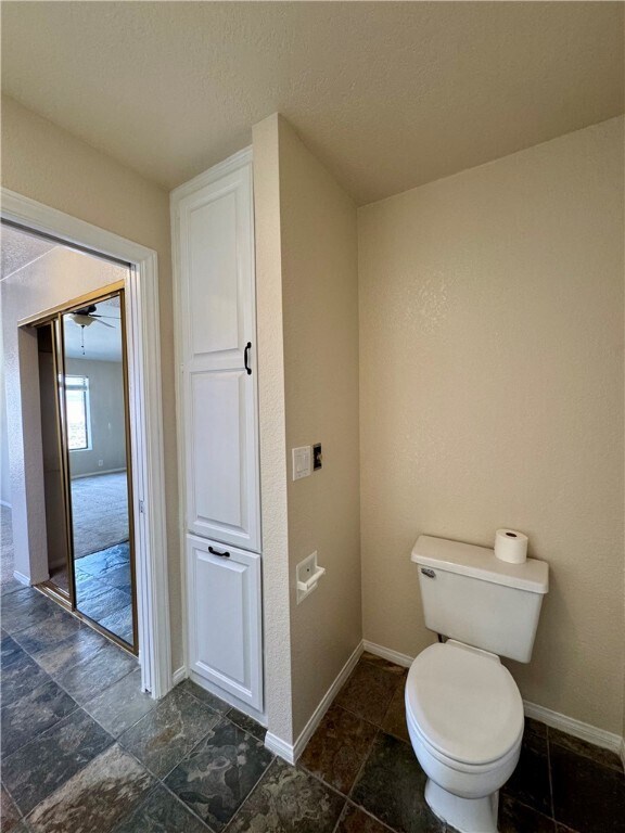 Building Photo - 2022 Merrill Ln