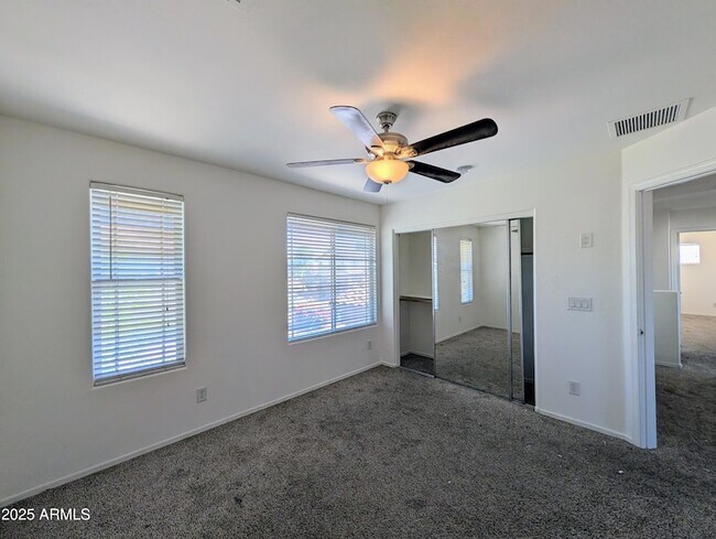 Building Photo - 3848 E Pollack St