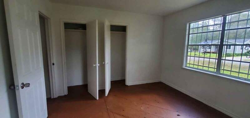 Building Photo - 2270 Johnson St