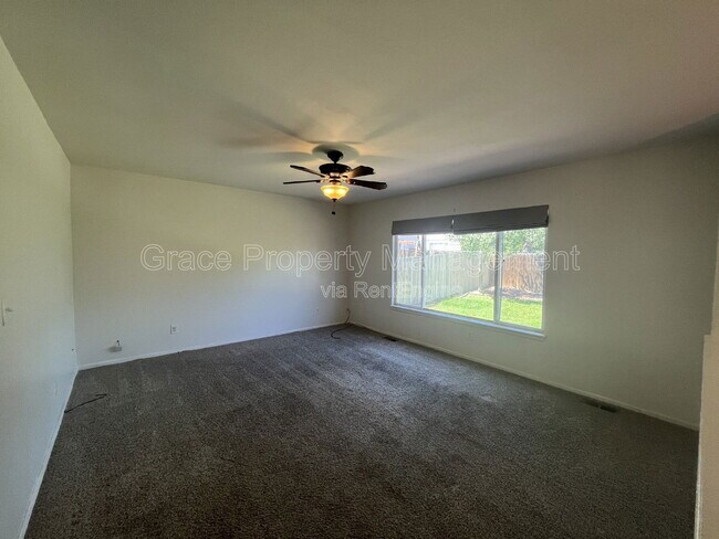 Building Photo - 5337 S Killarney St