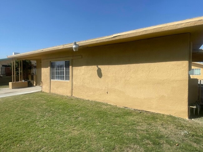 Building Photo - 81406 S Palo Verde Dr