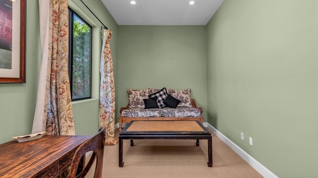 Building Photo - 46710 Bradshaw Trail