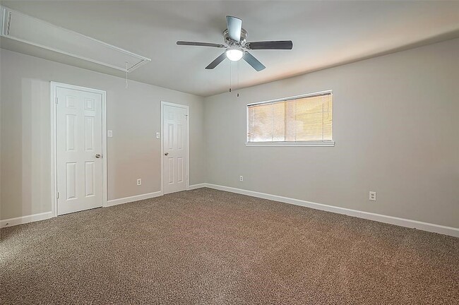 Building Photo - 3127 Ashfield Dr