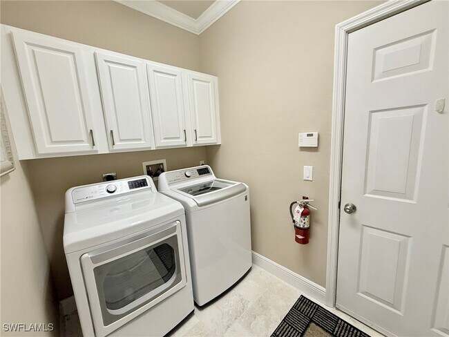 Building Photo - 28119 Tamberine Ct