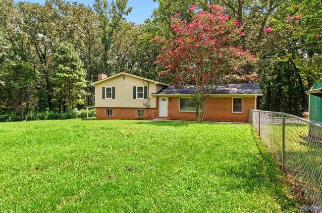 Building Photo - 285 Ruby Dr