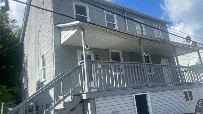 Primary Photo - 4476 2nd St