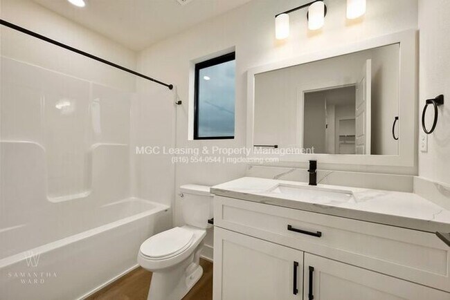 Building Photo - Highly sought after Ayden Place Duplexes with a 2-Car Garage in Kansas City!