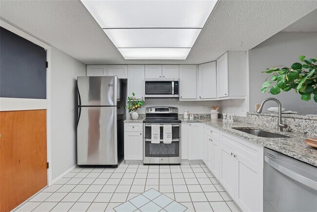 Building Photo - 3276 Morven Dr
