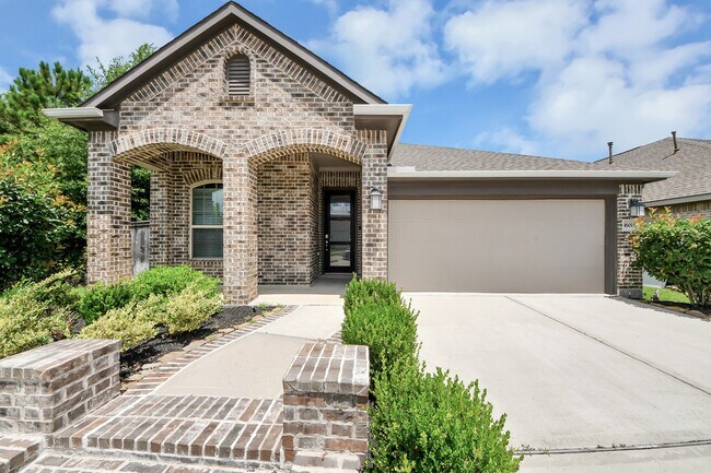 Building Photo - 16011 Monument Hill Crossing