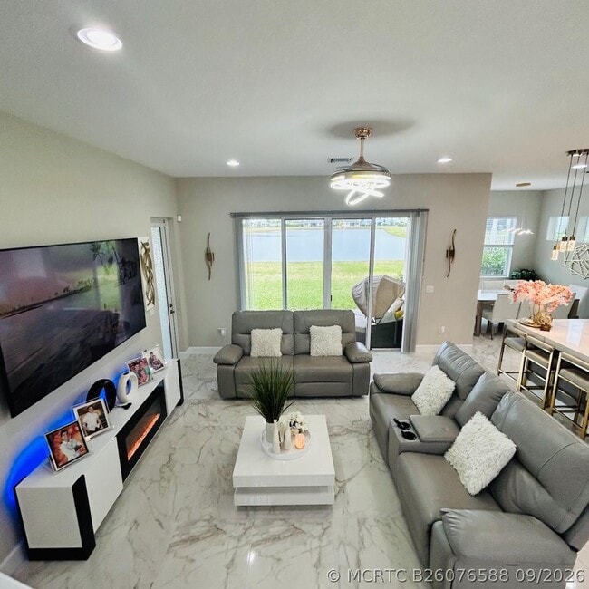 Building Photo - 14999 Goldspar Ct