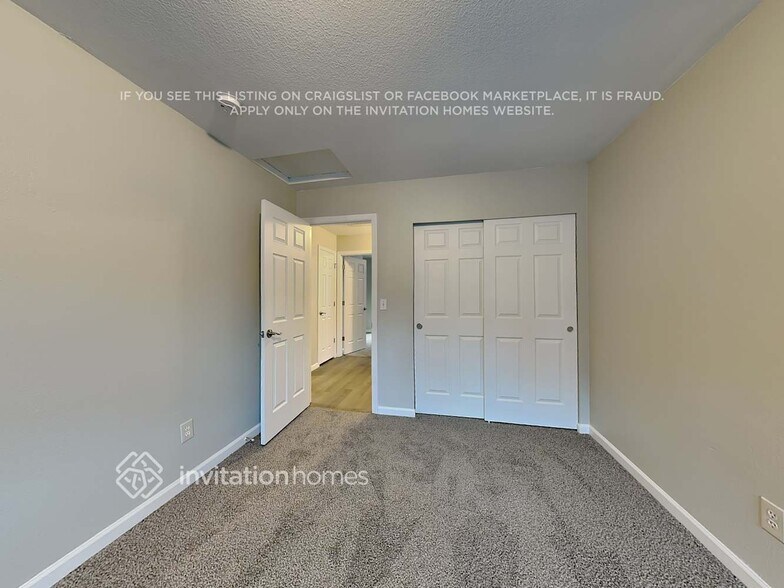 Building Photo - 5443 Komachin Loop SE