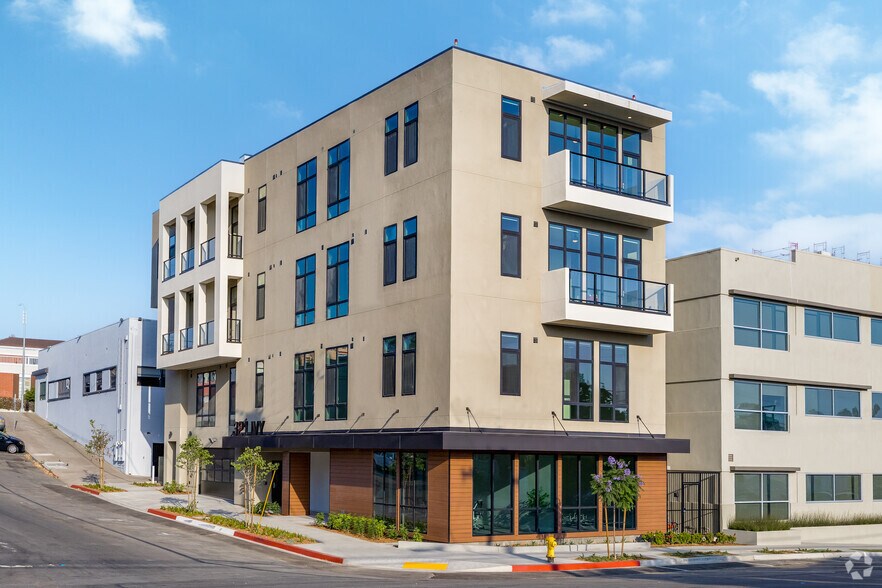 Building Photo - Asano on Ivy
