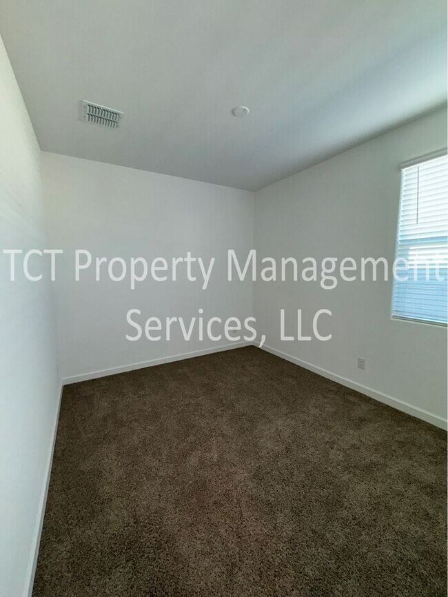 Building Photo - Brand New Home in San Tan Valley!