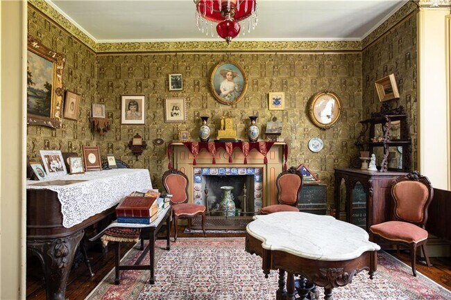 Building Photo - 138 Elm Dr