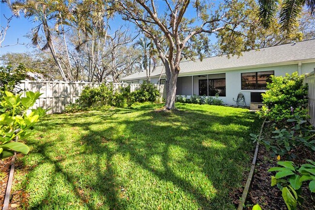 Building Photo - 944 SAN CARLOS Ct