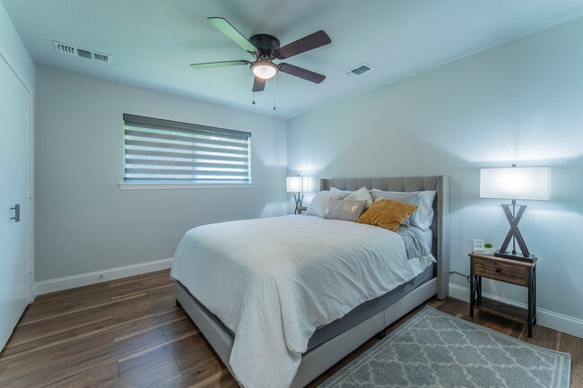 Bedroom 2 - 10014 Bridgegate Cir