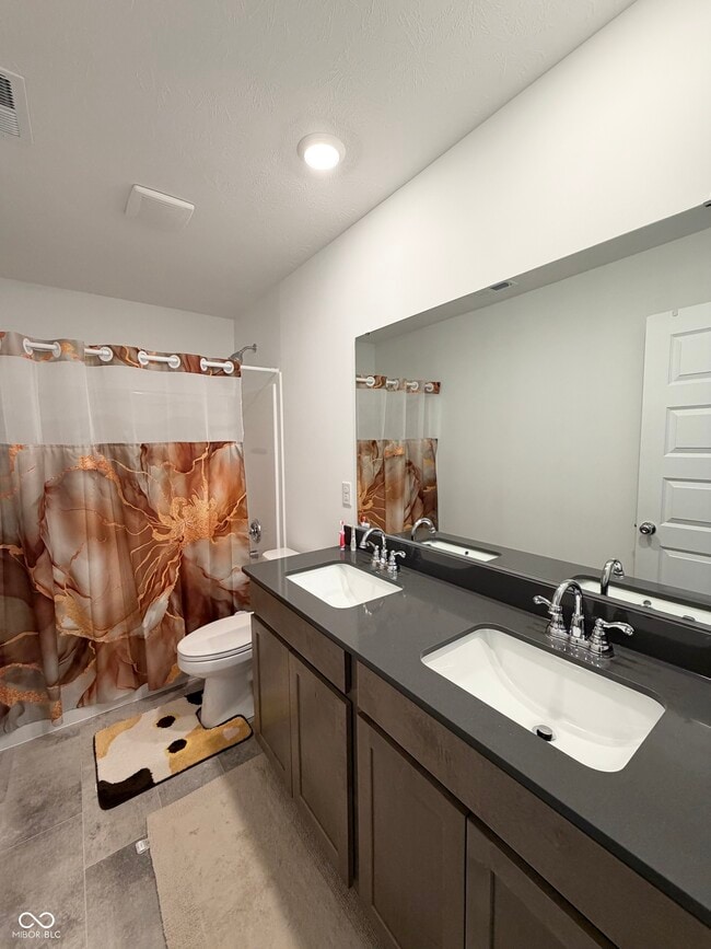 Building Photo - 1208 Taggart Wy