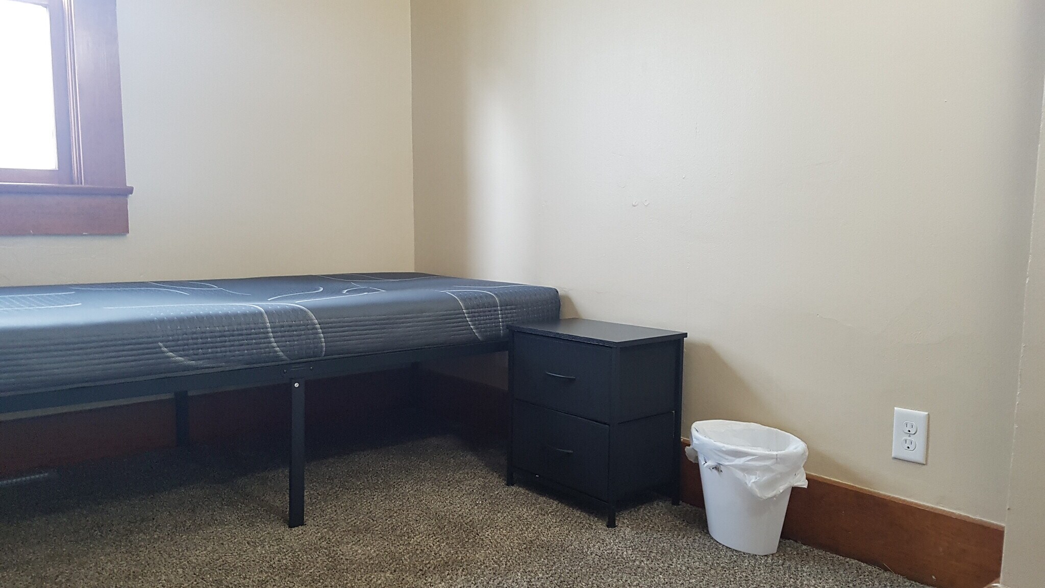 Building Photo - 1032 Perry St