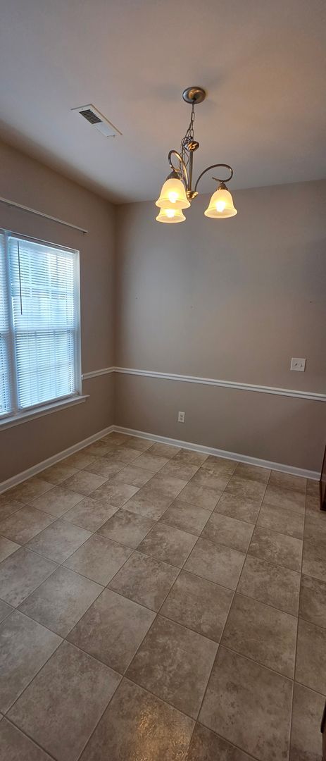 Building Photo - 335 Shallowford Reserve Dr