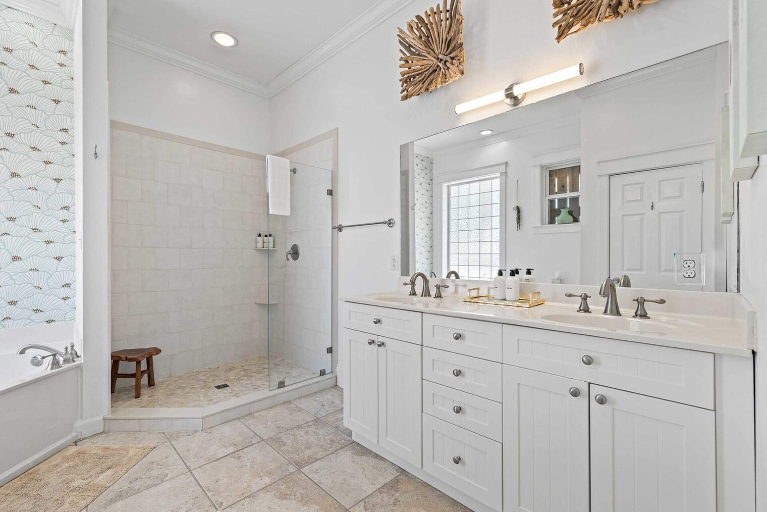 Building Photo - 269 San Juan Ave