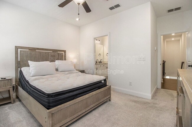 Building Photo - 2638 Caruso Wy