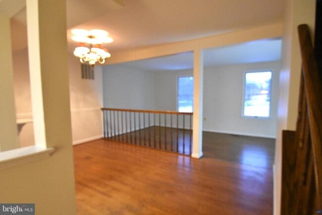 Building Photo - 106 Smithfield Ct