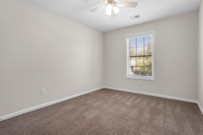 Building Photo - 3020 Maddie Ln