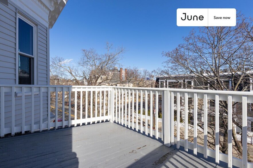 Building Photo - 57 Pleasant St