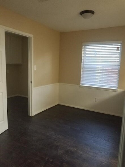 Building Photo - 230 Blue Castle Ln